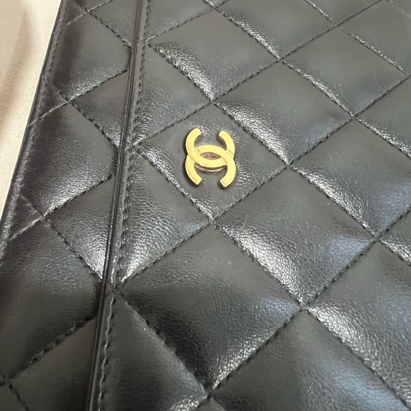 Chanel Classic WOC Quilted Lambskin crossbody Bag - Picture 7 of 11